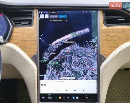 Синій Тесла Модель С, об'ємом двигуна 0 л та пробігом 126 тис. км за 18900 $, фото 24 на Automoto.ua