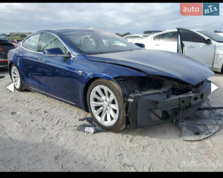 Тесла Модель С 2018 в Киеве на Automoto.ua Синий Тесла Модель С, объемом двигателя 0 л и пробегом 66 тыс. км за 19800 $, фото 32 на Automoto.ua