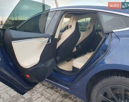 Синий Тесла Модель С, объемом двигателя 0 л и пробегом 130 тыс. км за 25000 $, фото 14 на Automoto.ua