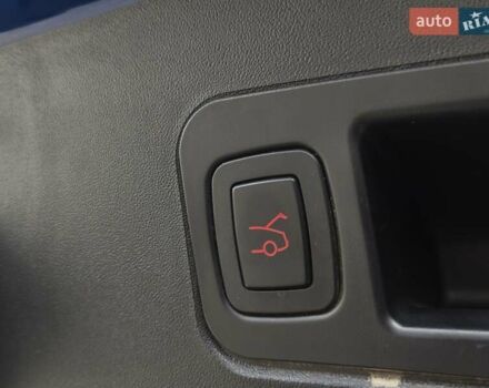 Синій Тесла Модель С, об'ємом двигуна 0 л та пробігом 126 тис. км за 18900 $, фото 30 на Automoto.ua