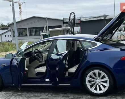 Синій Тесла Модель С, об'ємом двигуна 0 л та пробігом 49 тис. км за 42000 $, фото 28 на Automoto.ua