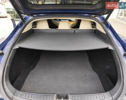 Синій Тесла Модель С, об'ємом двигуна 0 л та пробігом 126 тис. км за 18900 $, фото 29 на Automoto.ua