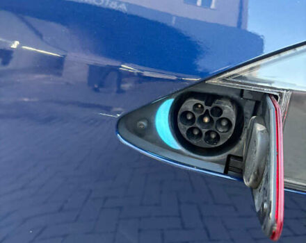 Синий Тесла Модель С, объемом двигателя 0 л и пробегом 110 тыс. км за 19300 $, фото 13 на Automoto.ua