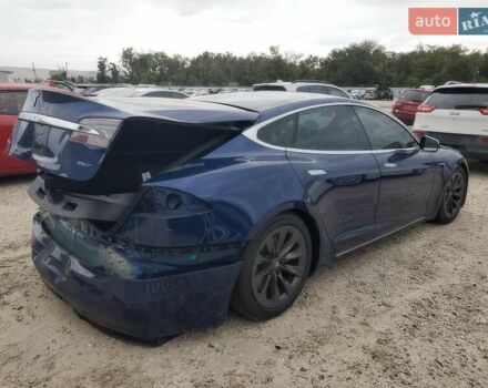 Синий Тесла Модель С, объемом двигателя 0 л и пробегом 56 тыс. км за 9000 $, фото 3 на Automoto.ua