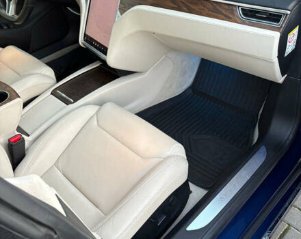 Синий Тесла Модель С, объемом двигателя 0 л и пробегом 110 тыс. км за 17999 $, фото 17 на Automoto.ua