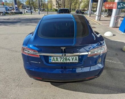 Синий Тесла Модель С, объемом двигателя 0 л и пробегом 75 тыс. км за 30000 $, фото 2 на Automoto.ua