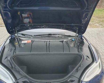 Синий Тесла Модель С, объемом двигателя 0 л и пробегом 130 тыс. км за 25000 $, фото 19 на Automoto.ua