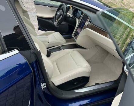 Синій Тесла Модель С, об'ємом двигуна 0 л та пробігом 49 тис. км за 42000 $, фото 32 на Automoto.ua