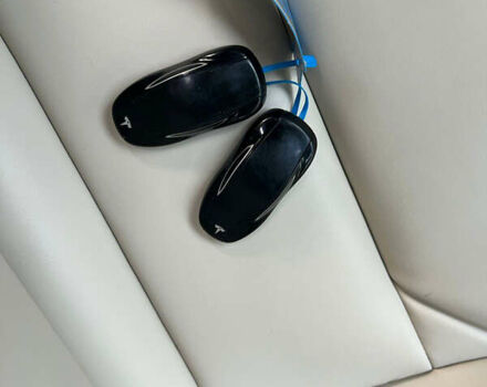 Синий Тесла Модель С, объемом двигателя 0 л и пробегом 206 тыс. км за 24528 $, фото 26 на Automoto.ua