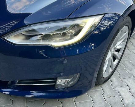 Синий Тесла Модель С, объемом двигателя 0 л и пробегом 206 тыс. км за 24528 $, фото 7 на Automoto.ua