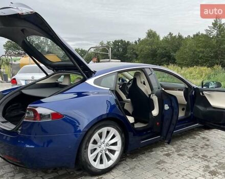 Синій Тесла Модель С, об'ємом двигуна 0 л та пробігом 49 тис. км за 42000 $, фото 13 на Automoto.ua