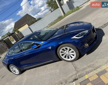Тесла Модель С 2018 в Киеве на Automoto.ua Синий Тесла Модель С, объемом двигателя 0 л и пробегом 66 тыс. км за 19800 $, фото 1 на Automoto.ua