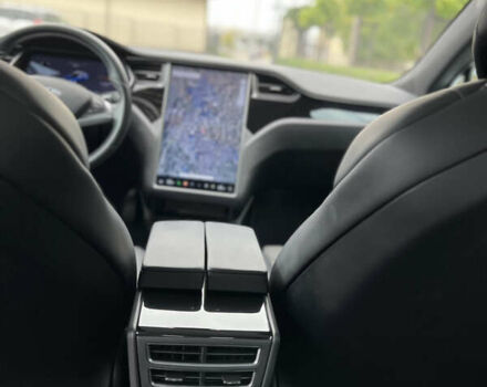 Синий Тесла Модель С, объемом двигателя 0 л и пробегом 80 тыс. км за 23500 $, фото 18 на Automoto.ua