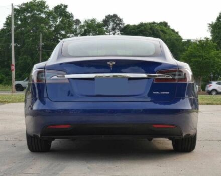 Синий Тесла Модель С, объемом двигателя 0 л и пробегом 46 тыс. км за 9100 $, фото 6 на Automoto.ua