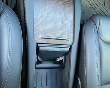 Синий Тесла Модель С, объемом двигателя 0 л и пробегом 77 тыс. км за 26700 $, фото 22 на Automoto.ua