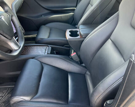 Синий Тесла Модель С, объемом двигателя 0 л и пробегом 77 тыс. км за 26700 $, фото 21 на Automoto.ua