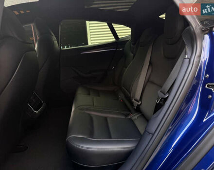 Синий Тесла Модель С, объемом двигателя 0 л и пробегом 36 тыс. км за 50000 $, фото 38 на Automoto.ua