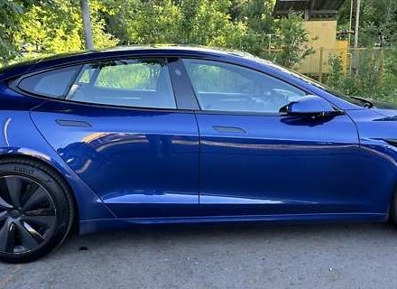 Синий Тесла Модель С, объемом двигателя 0 л и пробегом 53 тыс. км за 38900 $, фото 14 на Automoto.ua