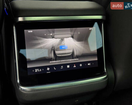 Синий Тесла Модель С, объемом двигателя 0 л и пробегом 36 тыс. км за 50000 $, фото 31 на Automoto.ua