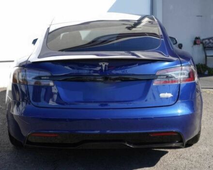 Синий Тесла Модель С, объемом двигателя 0 л и пробегом 18 тыс. км за 13200 $, фото 4 на Automoto.ua