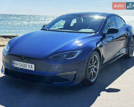 Синий Тесла Модель С, объемом двигателя 0 л и пробегом 17 тыс. км за 47999 $, фото 4 на Automoto.ua