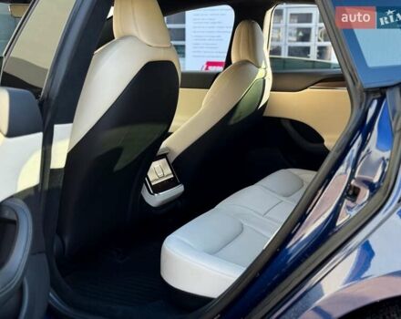Синій Тесла Модель С, об'ємом двигуна 0 л та пробігом 112 тис. км за 47500 $, фото 14 на Automoto.ua