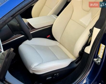 Синій Тесла Модель С, об'ємом двигуна 0 л та пробігом 112 тис. км за 47500 $, фото 12 на Automoto.ua