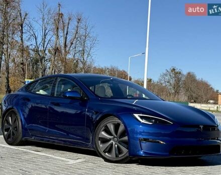Синий Тесла Модель С, объемом двигателя 0 л и пробегом 1 тыс. км за 52500 $, фото 2 на Automoto.ua