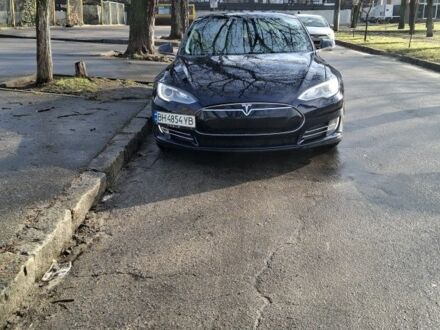 Синий Тесла Модель С, объемом двигателя 0 л и пробегом 333 тыс. км за 14500 $, фото 1 на Automoto.ua