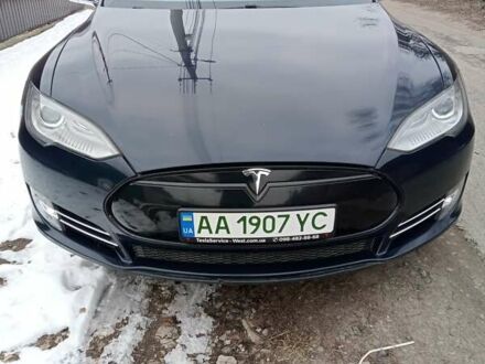 Тесла Модель С 2013 в Киеве на Automoto.ua Синий Тесла Модель С, объемом двигателя 0 л и пробегом 177 тыс. км за 19000 $, фото 1 на Automoto.ua