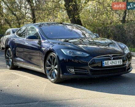 Синій Тесла Модель С, об'ємом двигуна 0 л та пробігом 48 тис. км за 14400 $, фото 1 на Automoto.ua