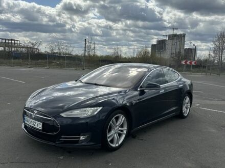 Тесла Модель С 2013 у Києві на Automoto.ua Синій Тесла Модель С, об'ємом двигуна 0 л та пробігом 199 тис. км за 12850 $, фото 1 на Automoto.ua