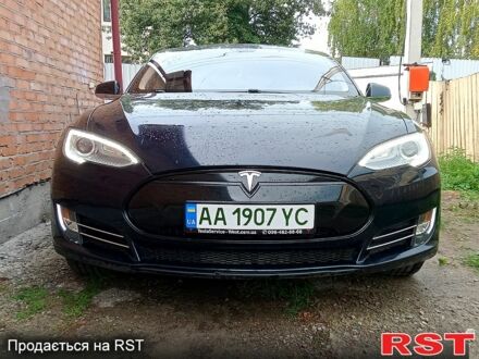 Синий Тесла Модель С, объемом двигателя 0.31 л и пробегом 185 тыс. км за 19000 $, фото 1 на Automoto.ua