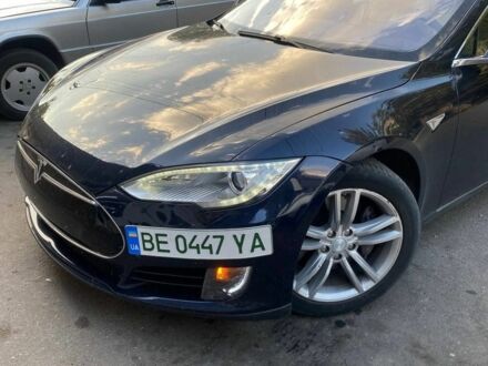 Синий Тесла Модель С, объемом двигателя 0 л и пробегом 99 тыс. км за 14950 $, фото 1 на Automoto.ua
