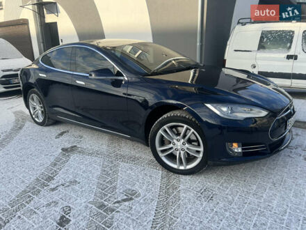 Тесла Модель С 2013 в Львове на Automoto.ua Синий Тесла Модель С, объемом двигателя 0 л и пробегом 189 тыс. км за 11200 $, фото 1 на Automoto.ua