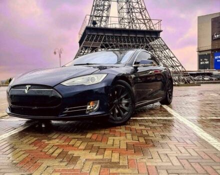 Синий Тесла Модель С, объемом двигателя 0 л и пробегом 257 тыс. км за 11100 $, фото 1 на Automoto.ua