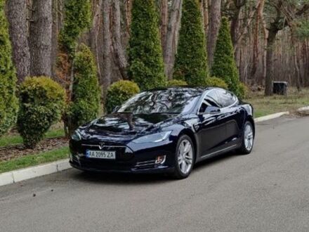 Синий Тесла Модель С, объемом двигателя 0 л и пробегом 136 тыс. км за 15500 $, фото 1 на Automoto.ua