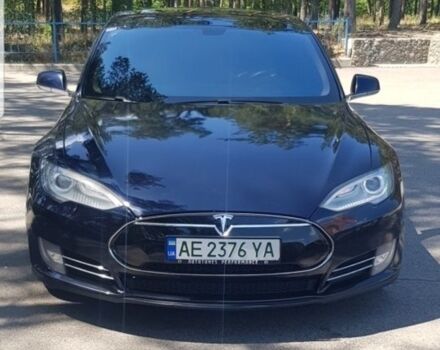 Синий Тесла Модель С, объемом двигателя 0 л и пробегом 460 тыс. км за 14000 $, фото 1 на Automoto.ua