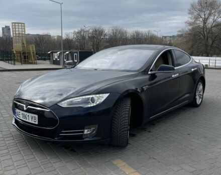 Синій Тесла Модель С, об'ємом двигуна 0 л та пробігом 148 тис. км за 11800 $, фото 1 на Automoto.ua