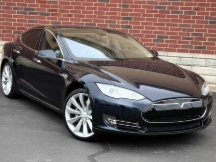 Синій Тесла Модель С, об'ємом двигуна 0 л та пробігом 84 тис. км за 4000 $, фото 1 на Automoto.ua