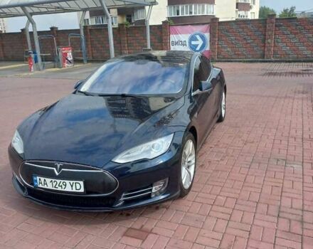Синий Тесла Модель С, объемом двигателя 0 л и пробегом 180 тыс. км за 11300 $, фото 1 на Automoto.ua