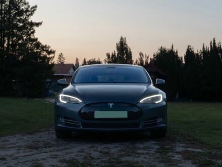 Синий Тесла Модель С, объемом двигателя 0 л и пробегом 140 тыс. км за 8000 $, фото 1 на Automoto.ua