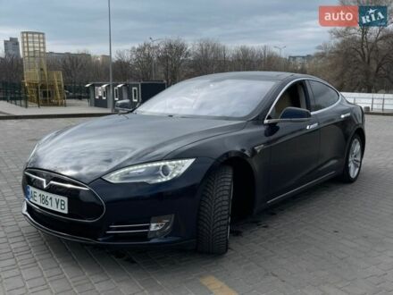 Синий Тесла Модель С, объемом двигателя 0 л и пробегом 148 тыс. км за 11800 $, фото 1 на Automoto.ua