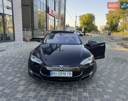 Синий Тесла Модель С, объемом двигателя 0 л и пробегом 98 тыс. км за 15300 $, фото 1 на Automoto.ua