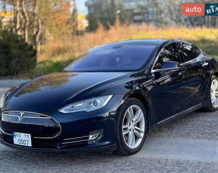Синій Тесла Модель С, об'ємом двигуна 0 л та пробігом 146 тис. км за 10000 $, фото 1 на Automoto.ua