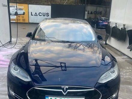 Синий Тесла Модель С, объемом двигателя 0 л и пробегом 300 тыс. км за 14000 $, фото 1 на Automoto.ua
