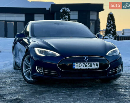 Синий Тесла Модель С, объемом двигателя 0 л и пробегом 61 тыс. км за 15300 $, фото 1 на Automoto.ua