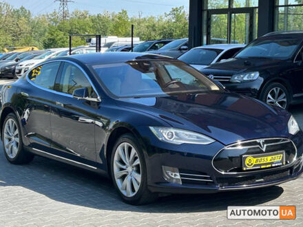 Тесла Модель С 2015 у Чернівцях на Automoto.ua Синій Тесла Модель С, об'ємом двигуна 85 л та пробігом 162 тис. км за 19700 $, фото 1 на Automoto.ua
