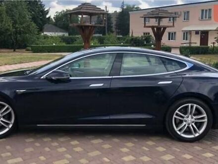Тесла Модель С 2015 в Львове на Automoto.ua Синий Тесла Модель С, объемом двигателя 0 л и пробегом 220 тыс. км за 10100 $, фото 1 на Automoto.ua