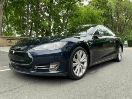 Тесла Модель С 2015 у Івано-Франківську на Automoto.ua Синій Тесла Модель С, об'ємом двигуна 0 л та пробігом 120 тис. км за 5000 $, фото 1 на Automoto.ua
